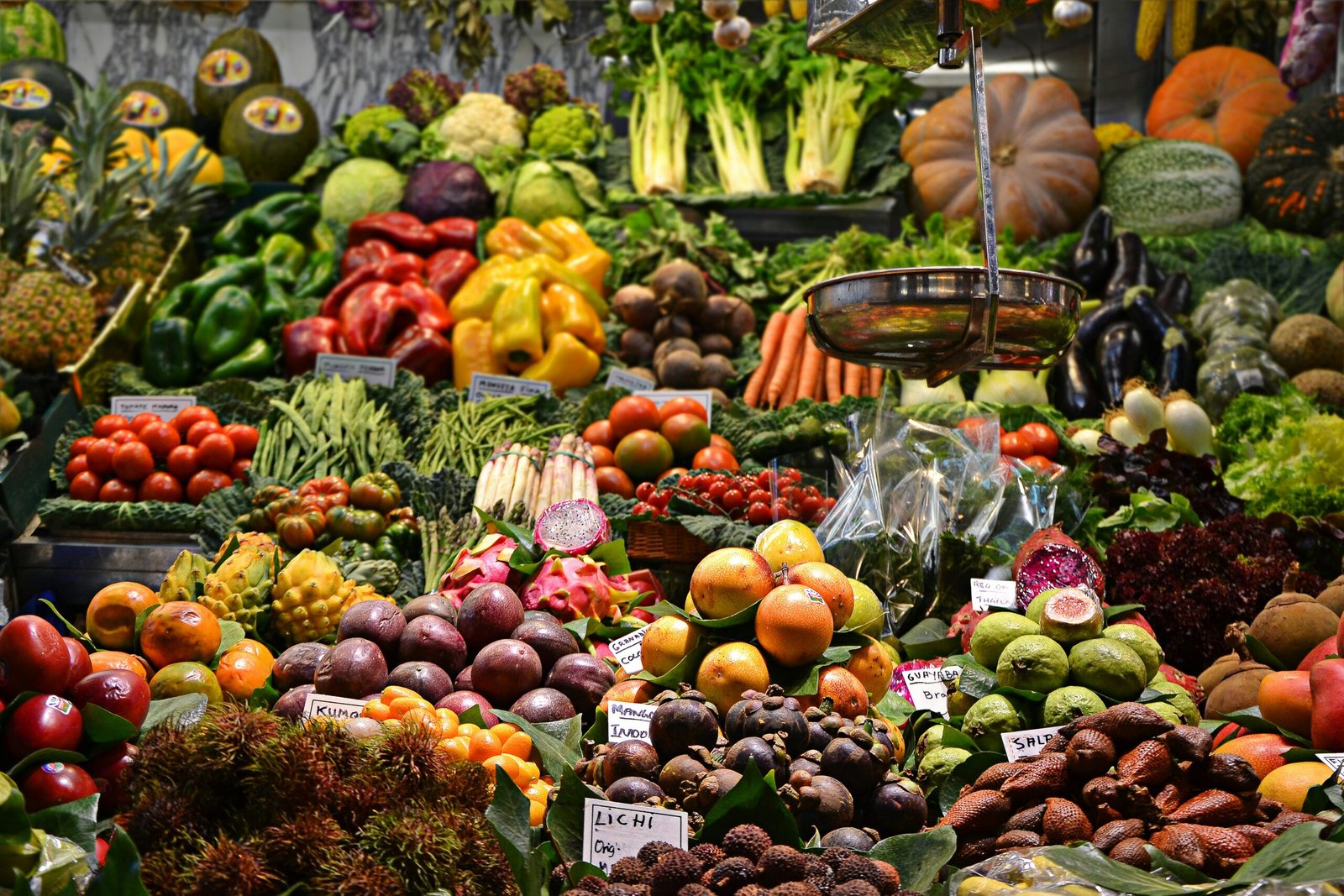 ➤ How to Save Money on Groceries Every Week (Without Coupons)
