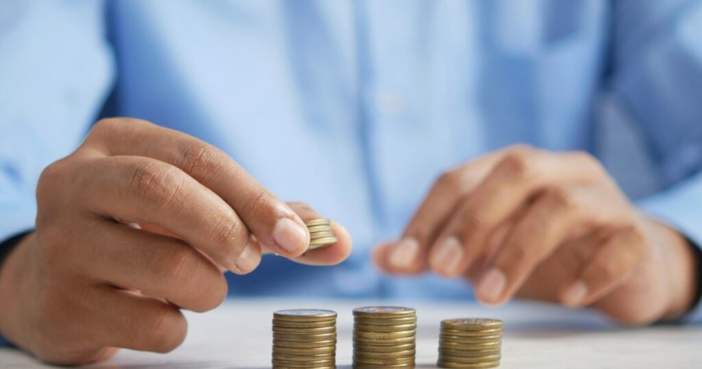 emergency fund savings set aside for unexpected expenses