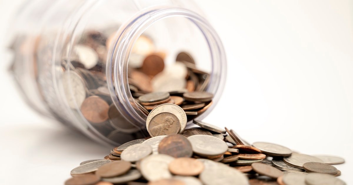 saving money habits piggy bank personal finance frugal